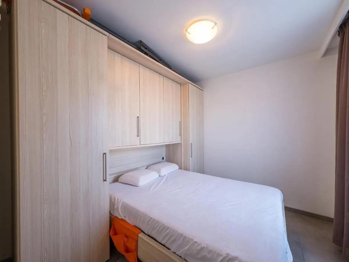 Amazing Apartment On The First Floor Middelkerke