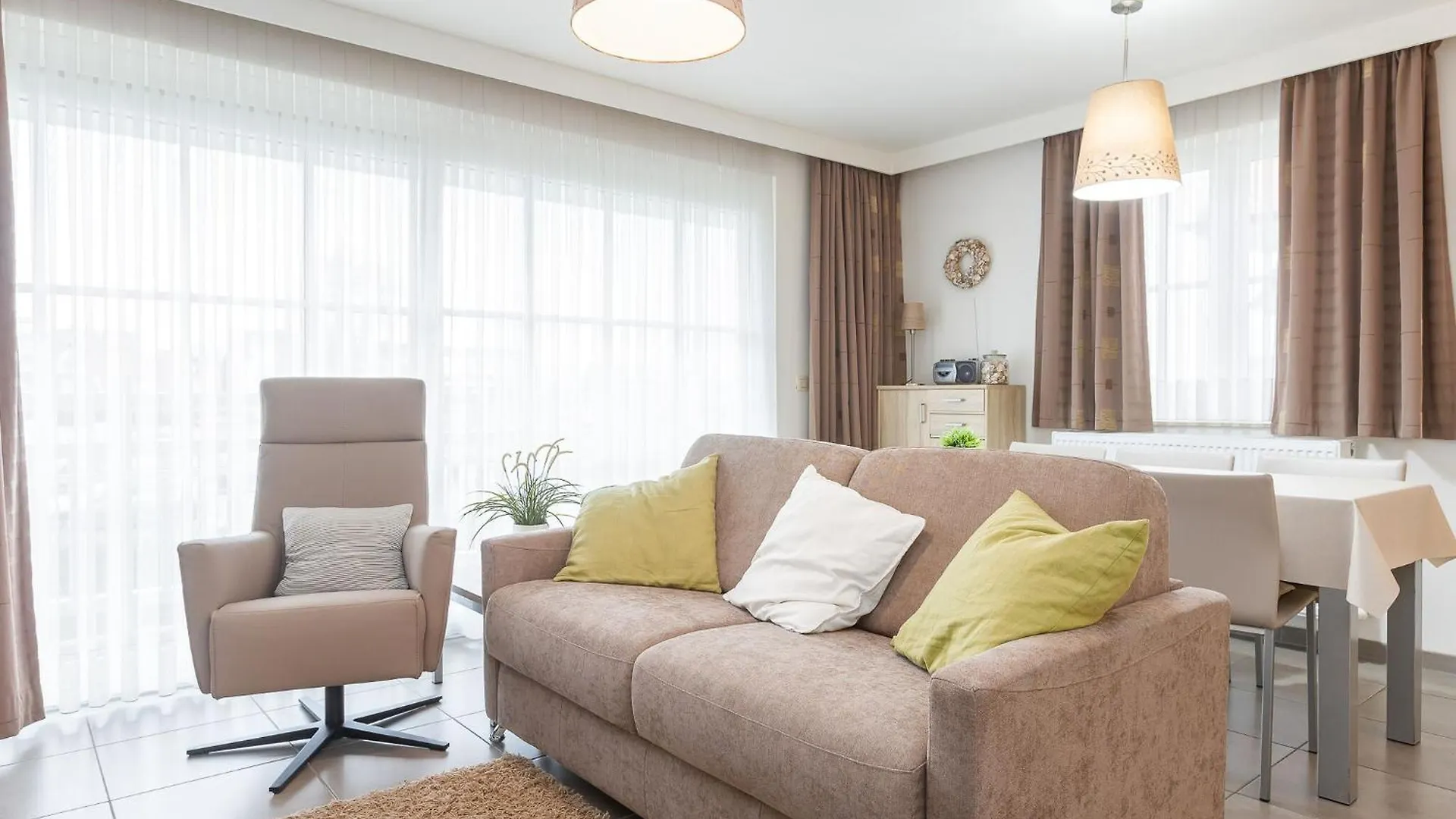 Amazing Apartment On The First Floor Middelkerke